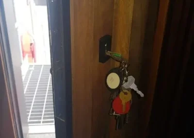 Door lock with key and access tag