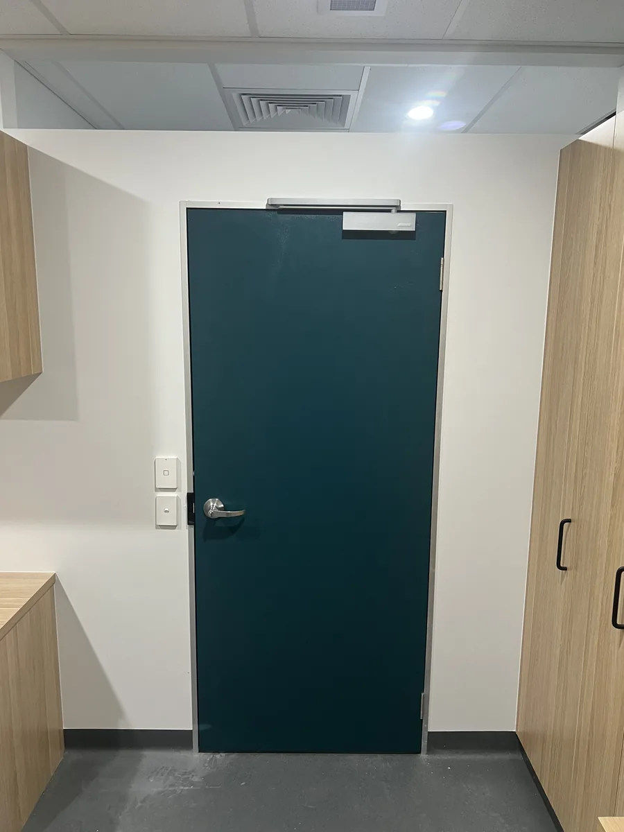 Commercial keyed door hardware