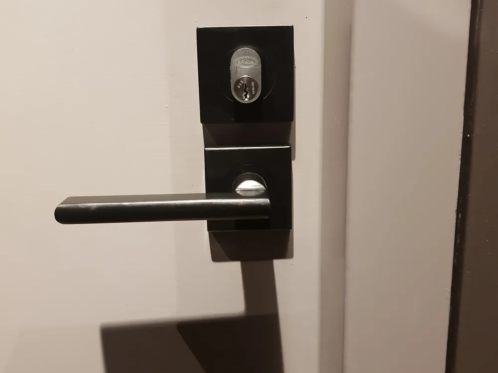 Close view of door lock and latch hardware for The Gap locksmith services
